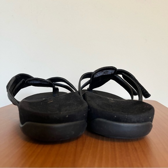 Vionic Karley Sandal in Black - size 8 - Picture 2 of 7
